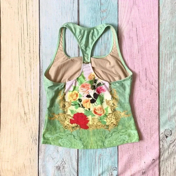 Unbranded floral roses razor back tank top size medium - Picture 6 of 7